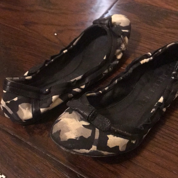 Burberry ballet flats size 37 - Picture 4 of 5